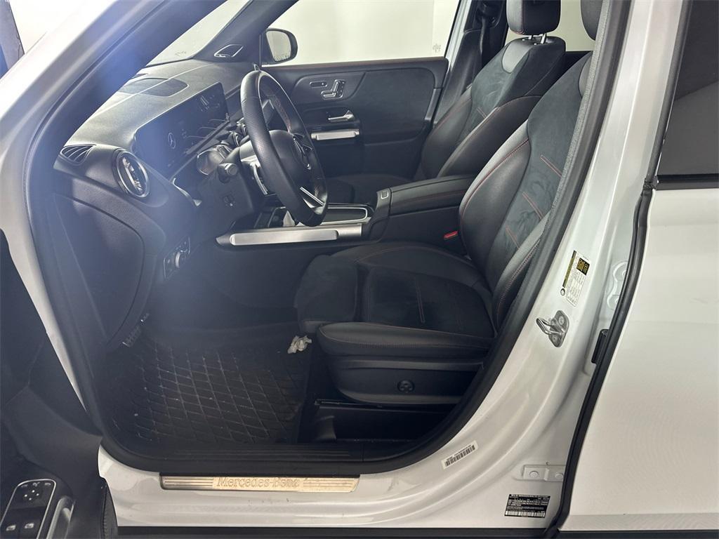 used 2024 Mercedes-Benz GLB 250 car, priced at $39,987