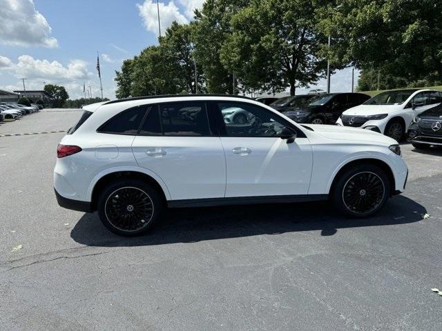 new 2024 Mercedes-Benz GLC 300 car, priced at $59,930