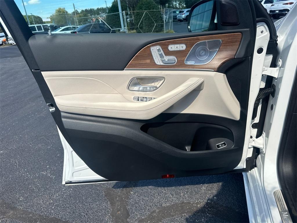 new 2026 Mercedes-Benz GLE 450 car, priced at $78,595