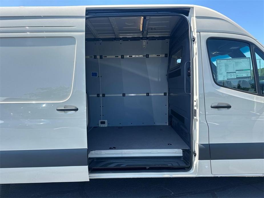 new 2024 Mercedes-Benz eSprinter 2500 car, priced at $92,876