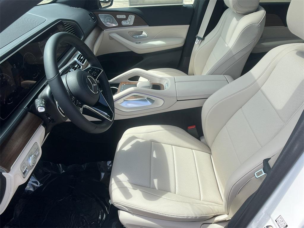 new 2026 Mercedes-Benz GLE 450e car, priced at $84,915