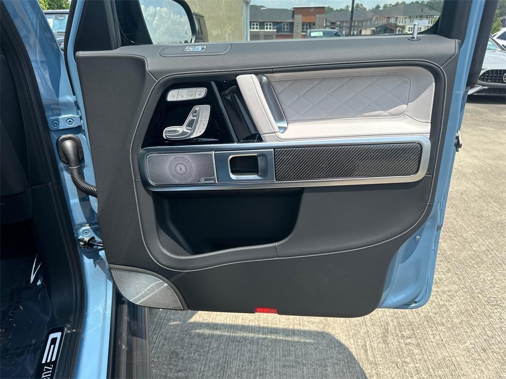 new 2025 Mercedes-Benz G-Class car, priced at $186,135