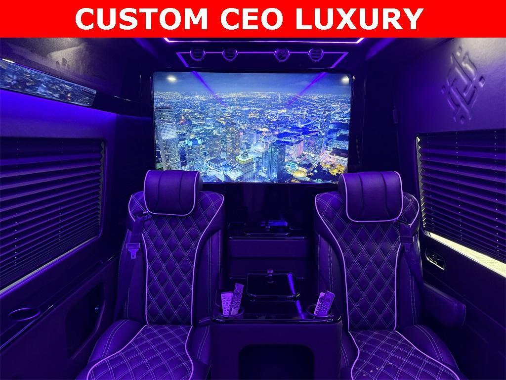 new 2025 Mercedes-Benz Sprinter 3500 car, priced at $165,900