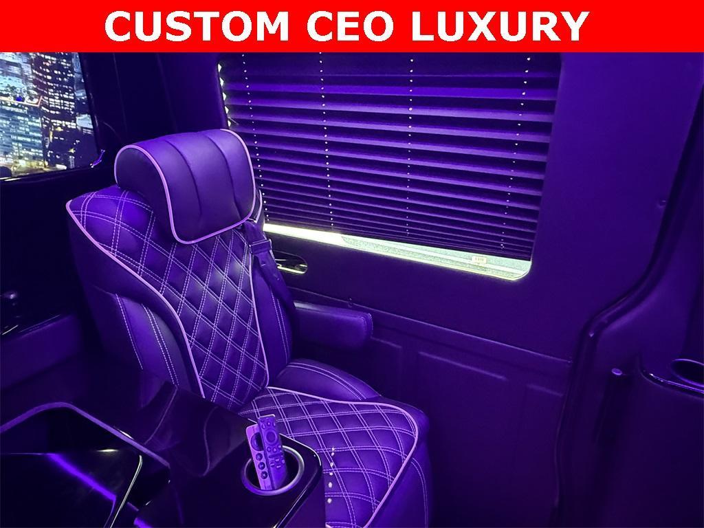 new 2025 Mercedes-Benz Sprinter 3500 car, priced at $165,900