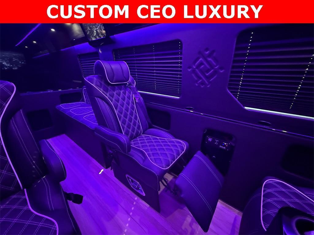 new 2025 Mercedes-Benz Sprinter 3500 car, priced at $165,900