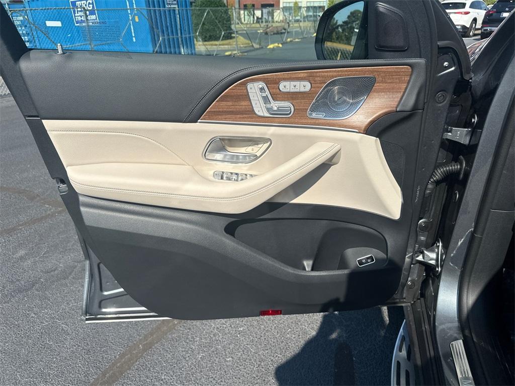 new 2026 Mercedes-Benz GLE 450 car, priced at $83,065