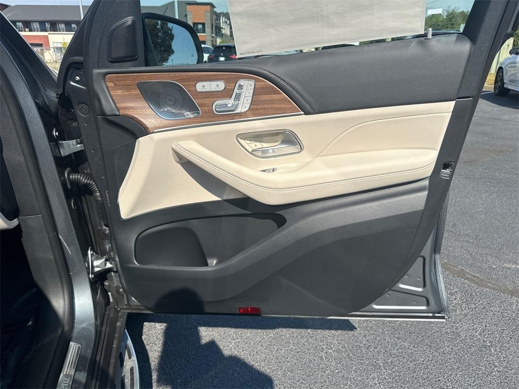 new 2026 Mercedes-Benz GLE 450 car, priced at $83,065