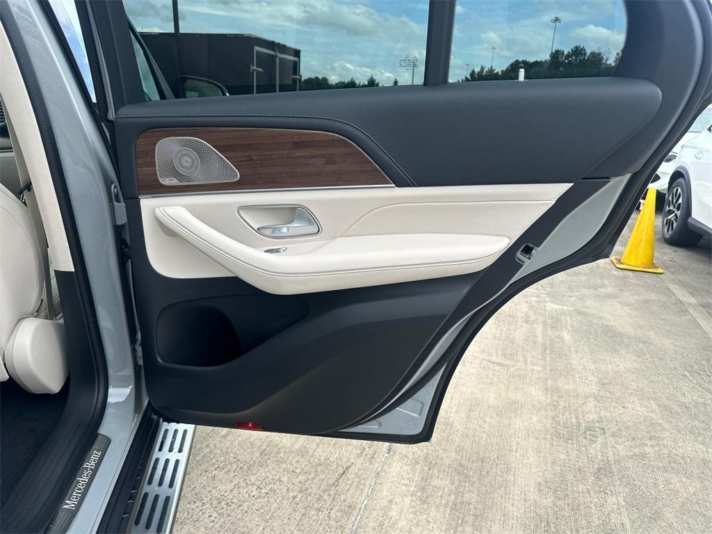 new 2025 Mercedes-Benz GLE 350 car, priced at $78,025