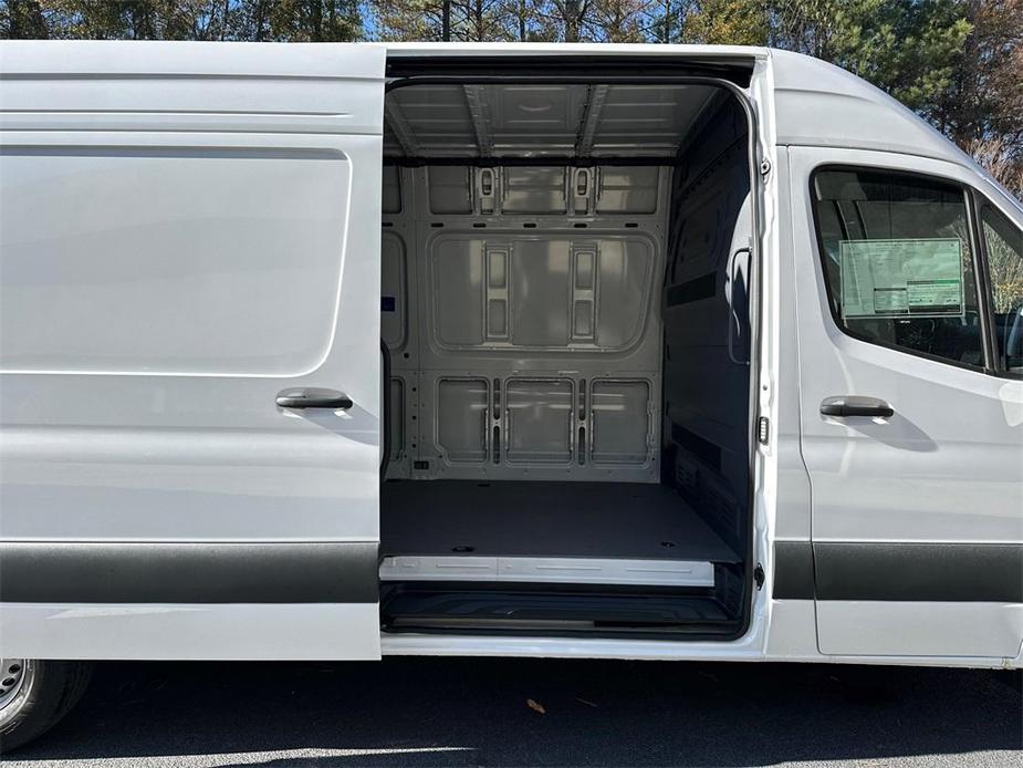 new 2025 Mercedes-Benz Sprinter 2500 car, priced at $66,087