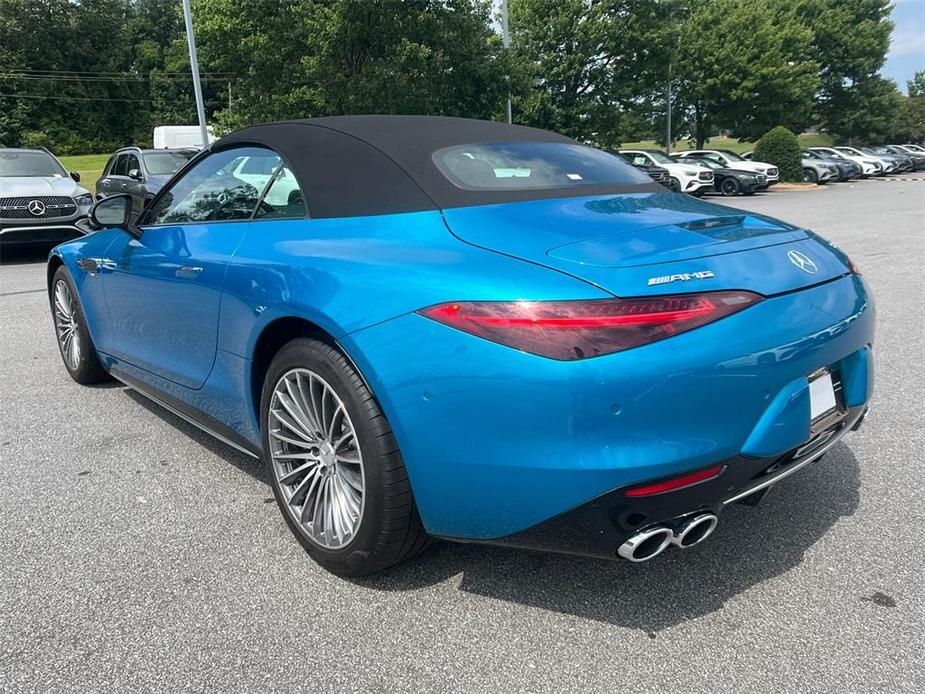 new 2023 Mercedes-Benz AMG SL 43 car, priced at $116,085