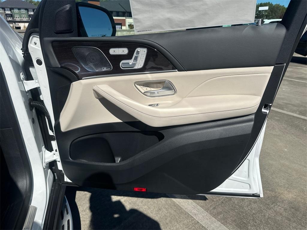 new 2026 Mercedes-Benz AMG GLE 63 car, priced at $143,305