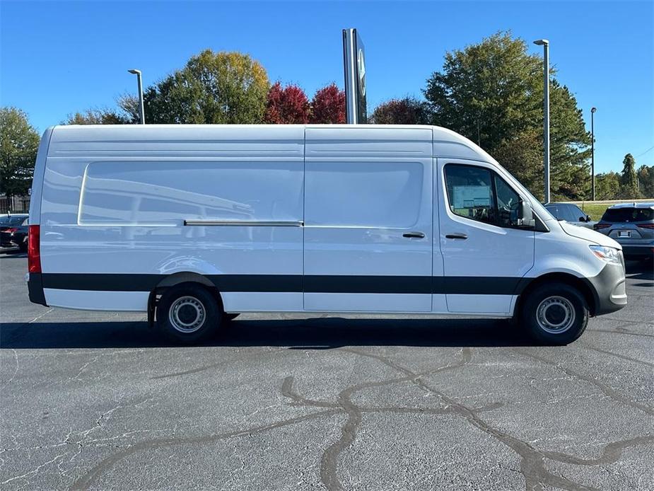 new 2025 Mercedes-Benz Sprinter 2500 car, priced at $66,087