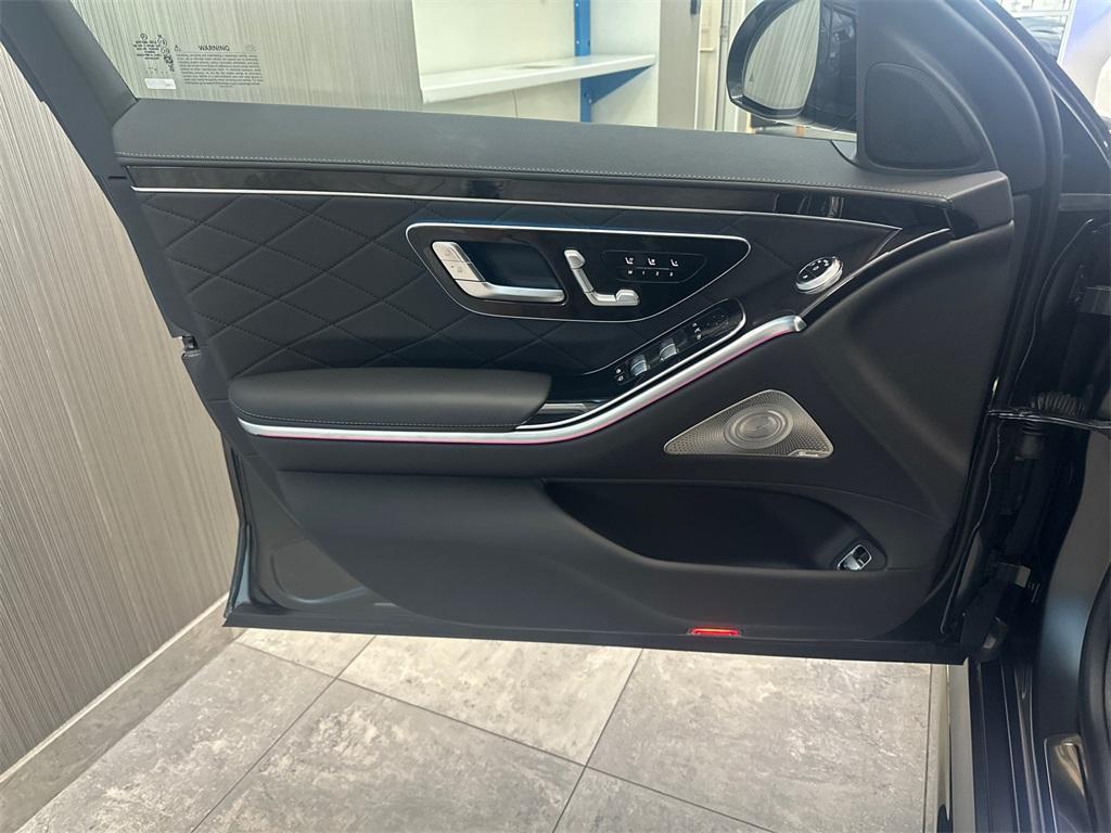 new 2025 Mercedes-Benz S-Class car, priced at $138,885