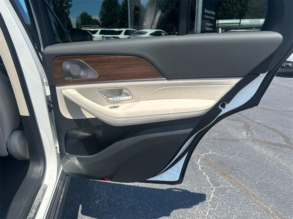 new 2026 Mercedes-Benz GLE 350 car, priced at $69,260
