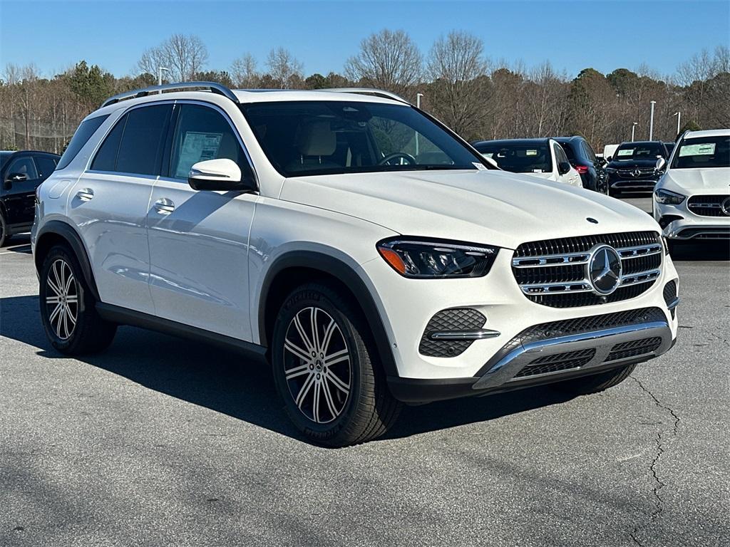 new 2025 Mercedes-Benz GLE 450 car, priced at $73,745