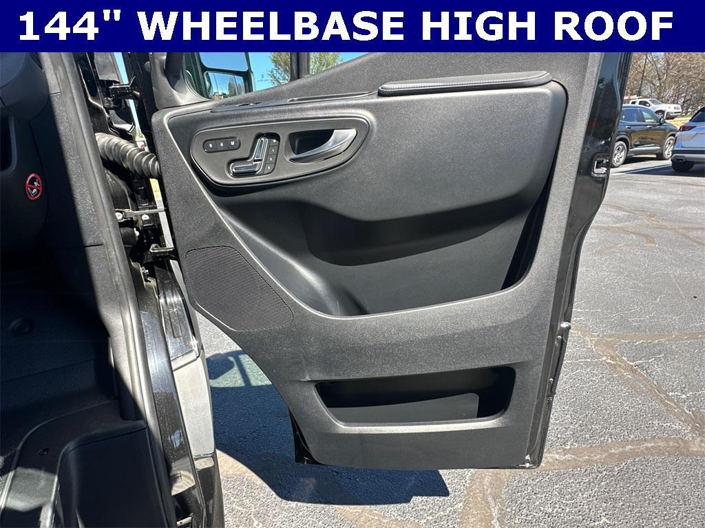 new 2025 Mercedes-Benz Sprinter 2500 car, priced at $74,218