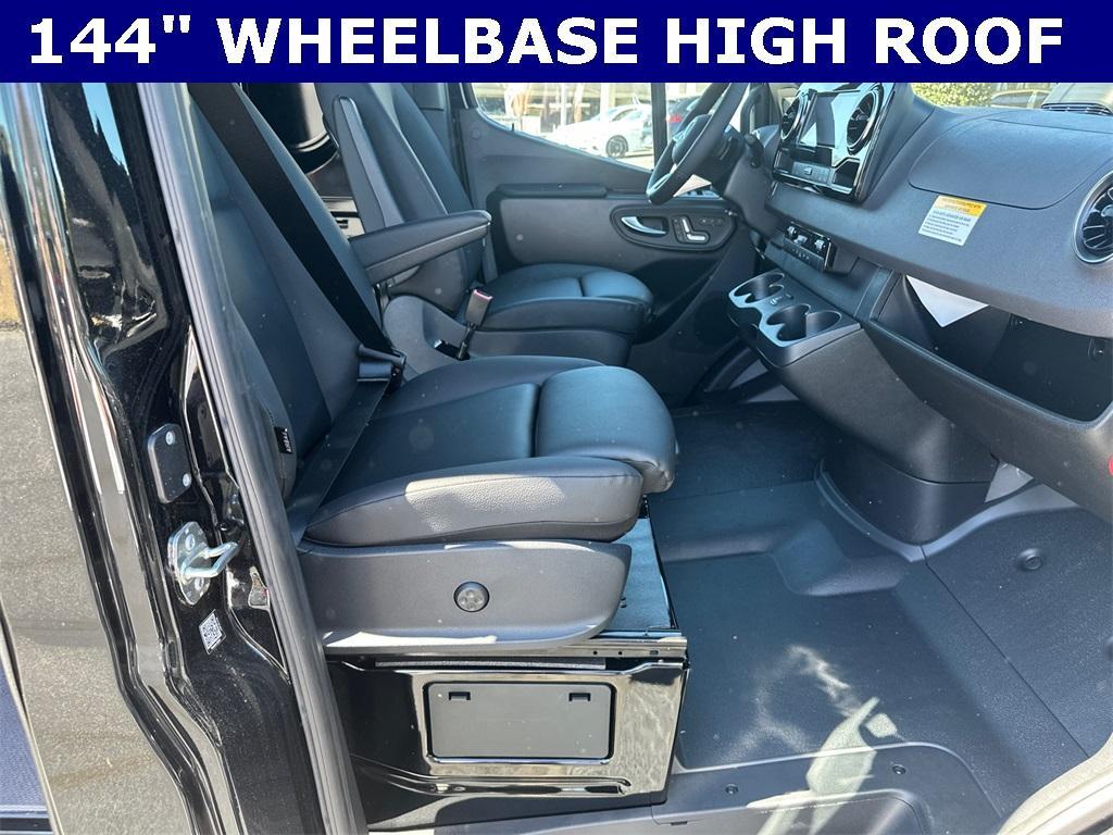 new 2025 Mercedes-Benz Sprinter 2500 car, priced at $74,218
