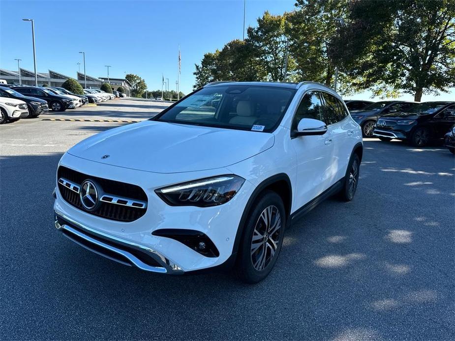 new 2025 Mercedes-Benz GLA 250 car, priced at $49,395