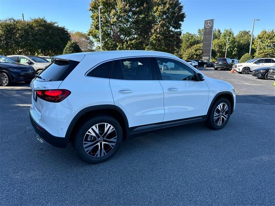 new 2025 Mercedes-Benz GLA 250 car, priced at $49,395