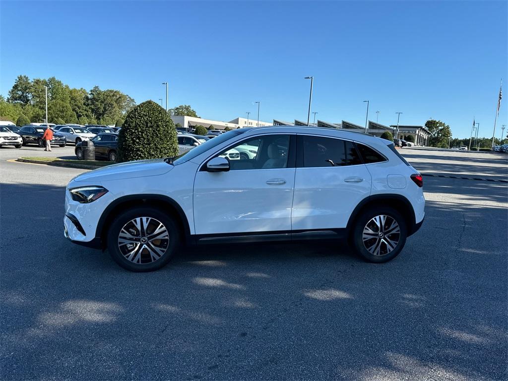 new 2025 Mercedes-Benz GLA 250 car, priced at $49,395