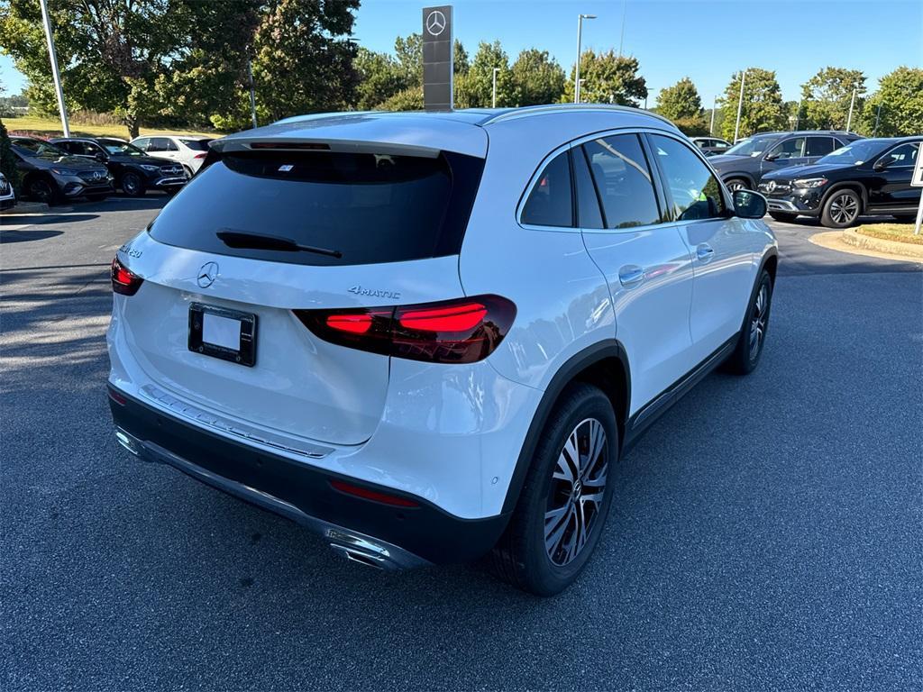 new 2025 Mercedes-Benz GLA 250 car, priced at $49,395