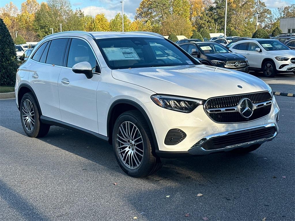 new 2025 Mercedes-Benz GLC 300 car, priced at $51,385