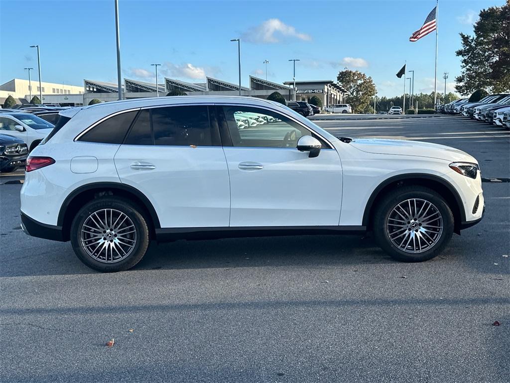 new 2025 Mercedes-Benz GLC 300 car, priced at $51,385