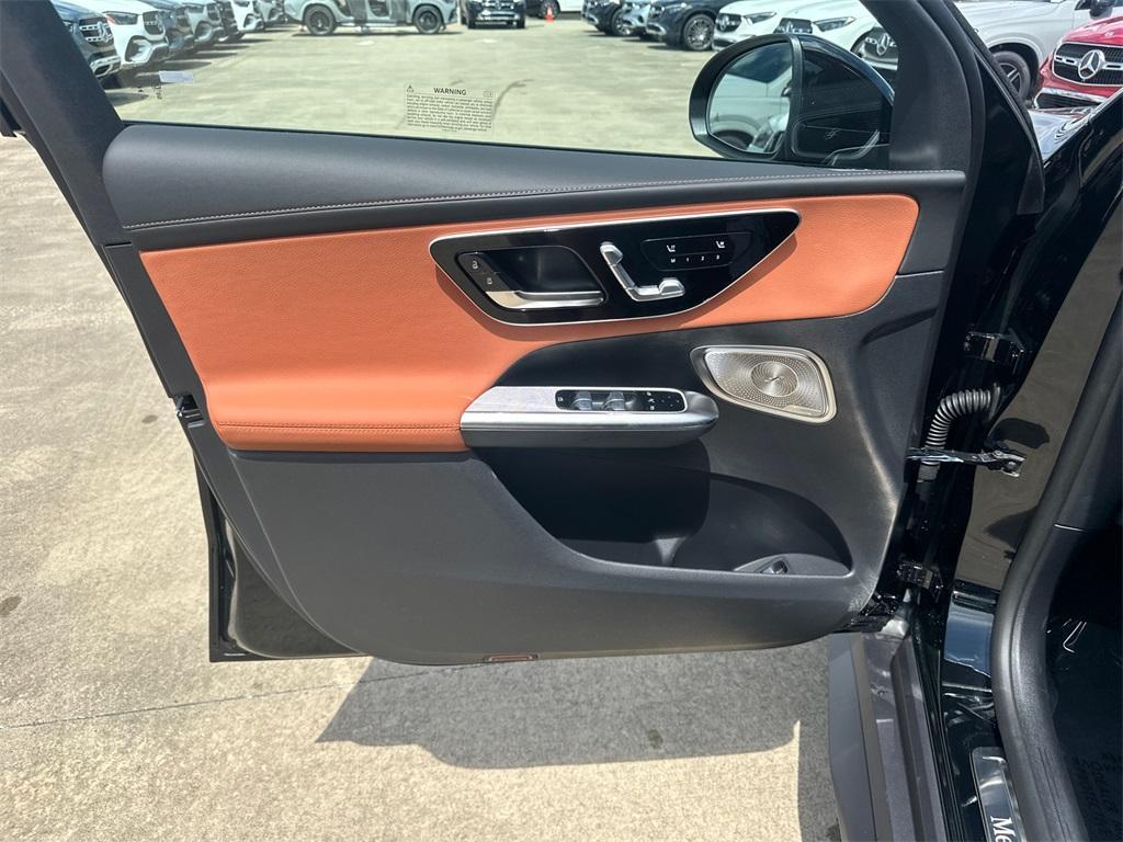 new 2025 Mercedes-Benz GLC 350e car, priced at $70,380