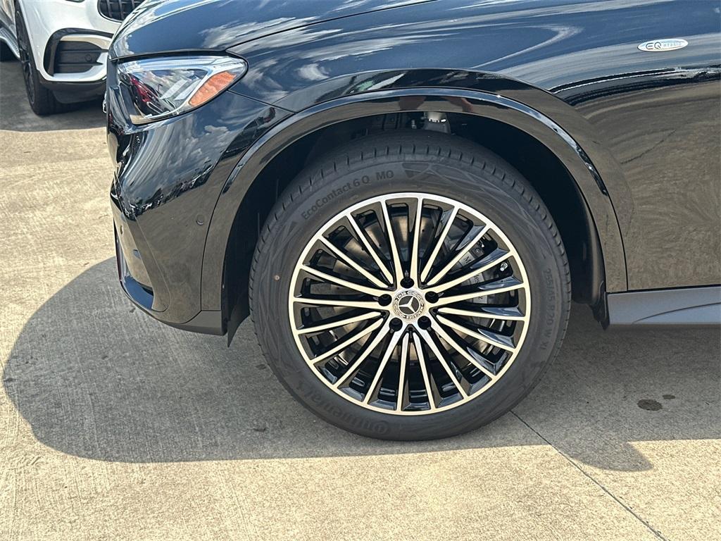 new 2025 Mercedes-Benz GLC 350e car, priced at $70,380