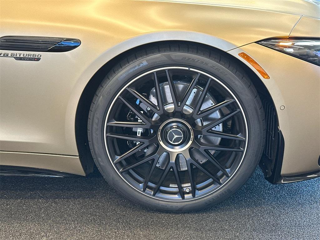 new 2025 Mercedes-Benz AMG SL 63 car, priced at $220,000