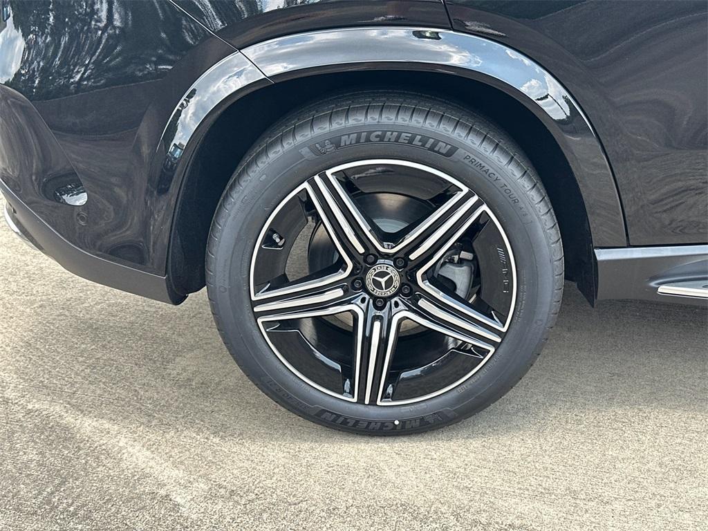 new 2025 Mercedes-Benz GLE 450 car, priced at $85,950