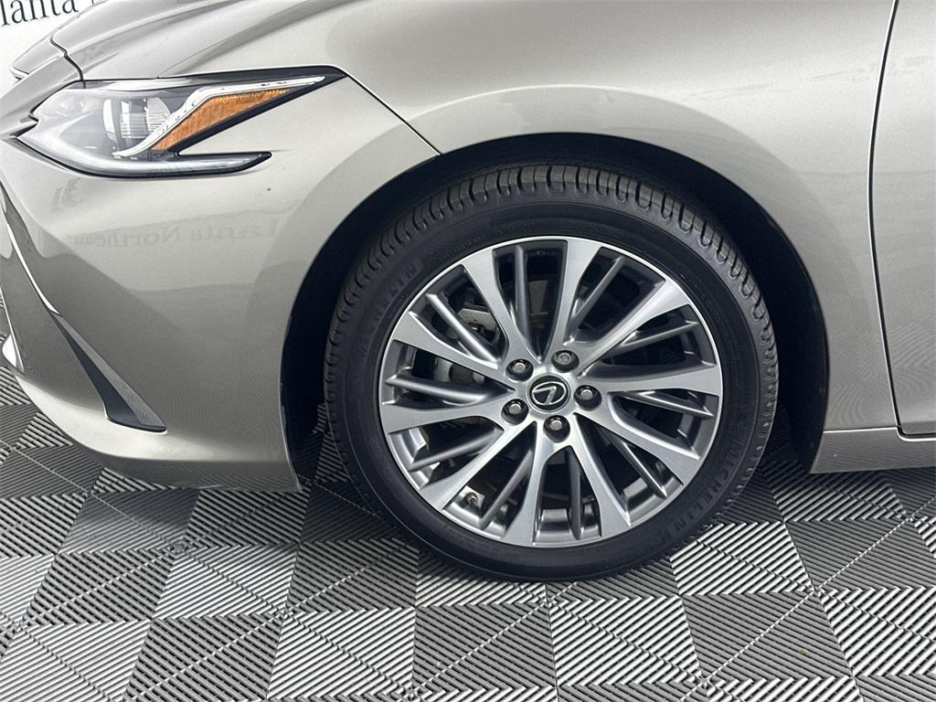 used 2020 Lexus ES 300h car, priced at $29,563