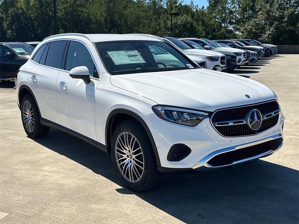 new 2025 Mercedes-Benz GLC 300 car, priced at $51,385