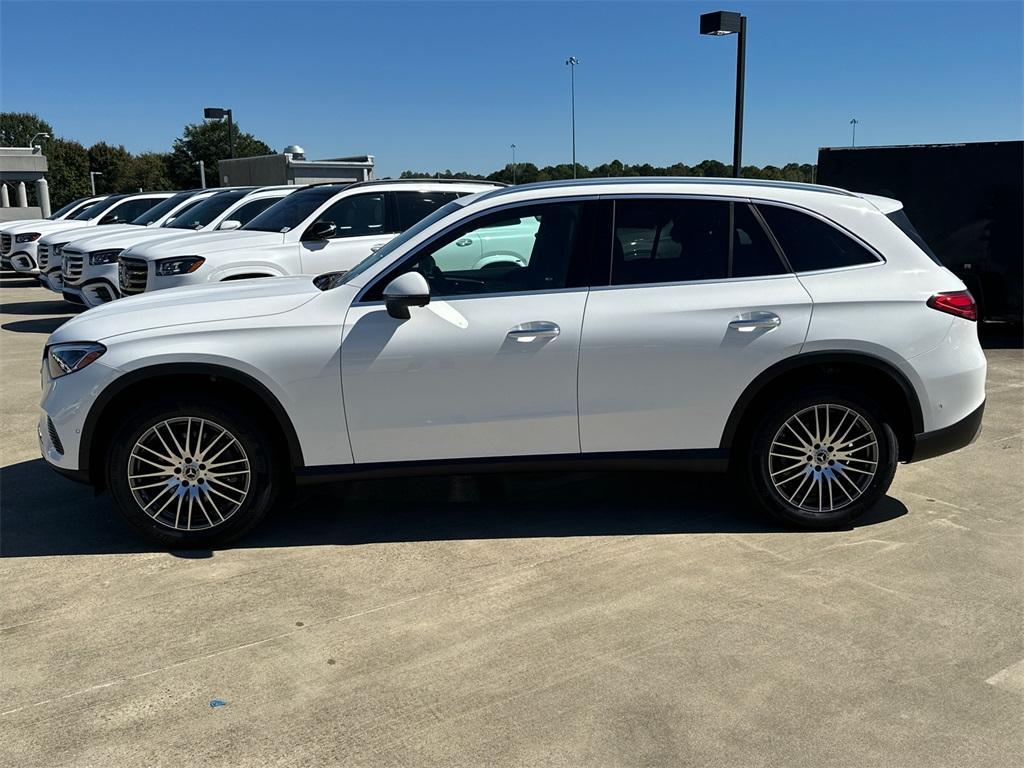 new 2025 Mercedes-Benz GLC 300 car, priced at $51,385