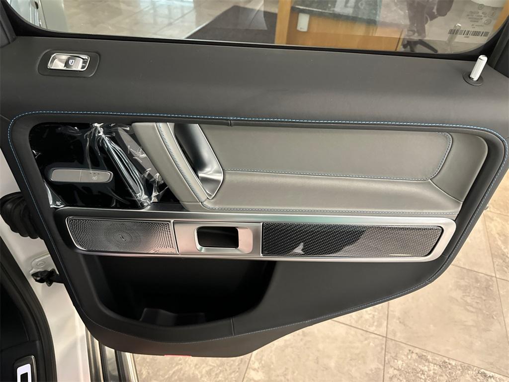 new 2025 Mercedes-Benz G-Class car, priced at $190,675