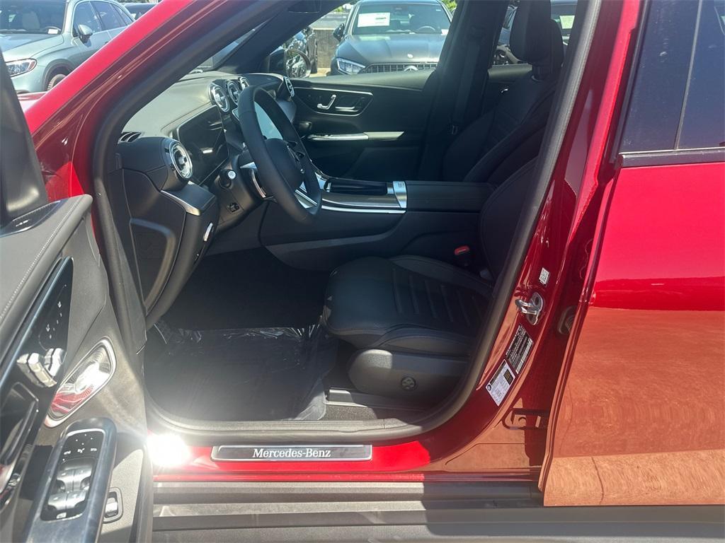 new 2025 Mercedes-Benz GLC 300 car, priced at $63,045