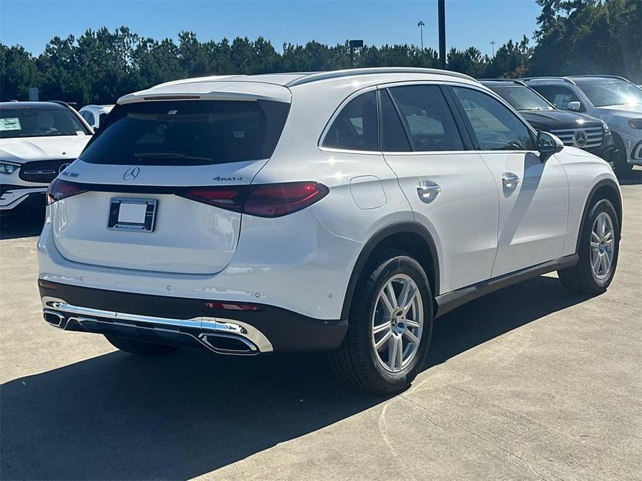 new 2025 Mercedes-Benz GLC 300 car, priced at $54,250