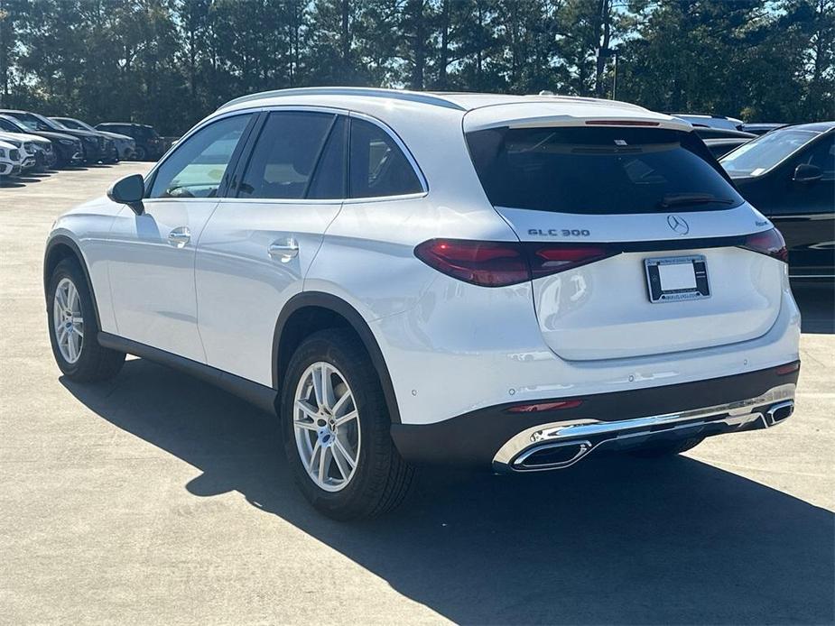 new 2025 Mercedes-Benz GLC 300 car, priced at $54,250