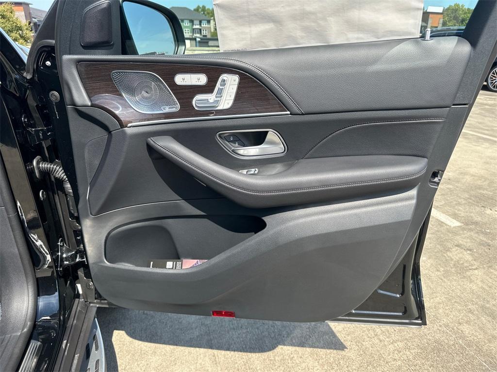 new 2026 Mercedes-Benz GLS 450 car, priced at $103,855