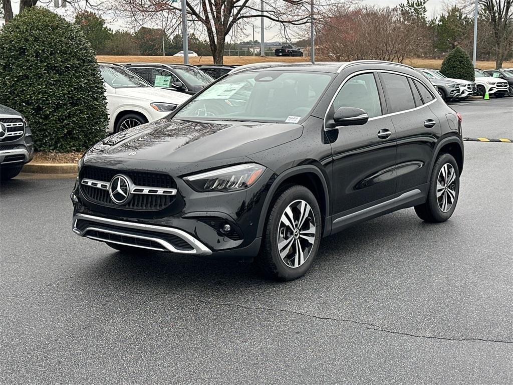 new 2025 Mercedes-Benz GLA 250 car, priced at $52,000