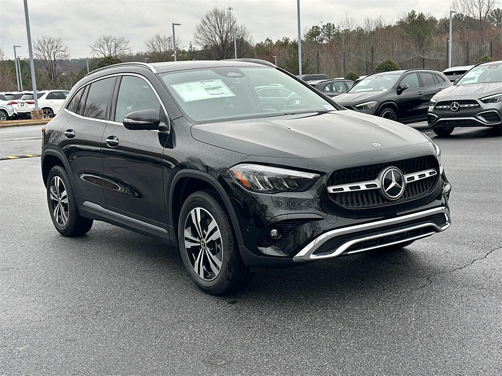 new 2025 Mercedes-Benz GLA 250 car, priced at $52,000