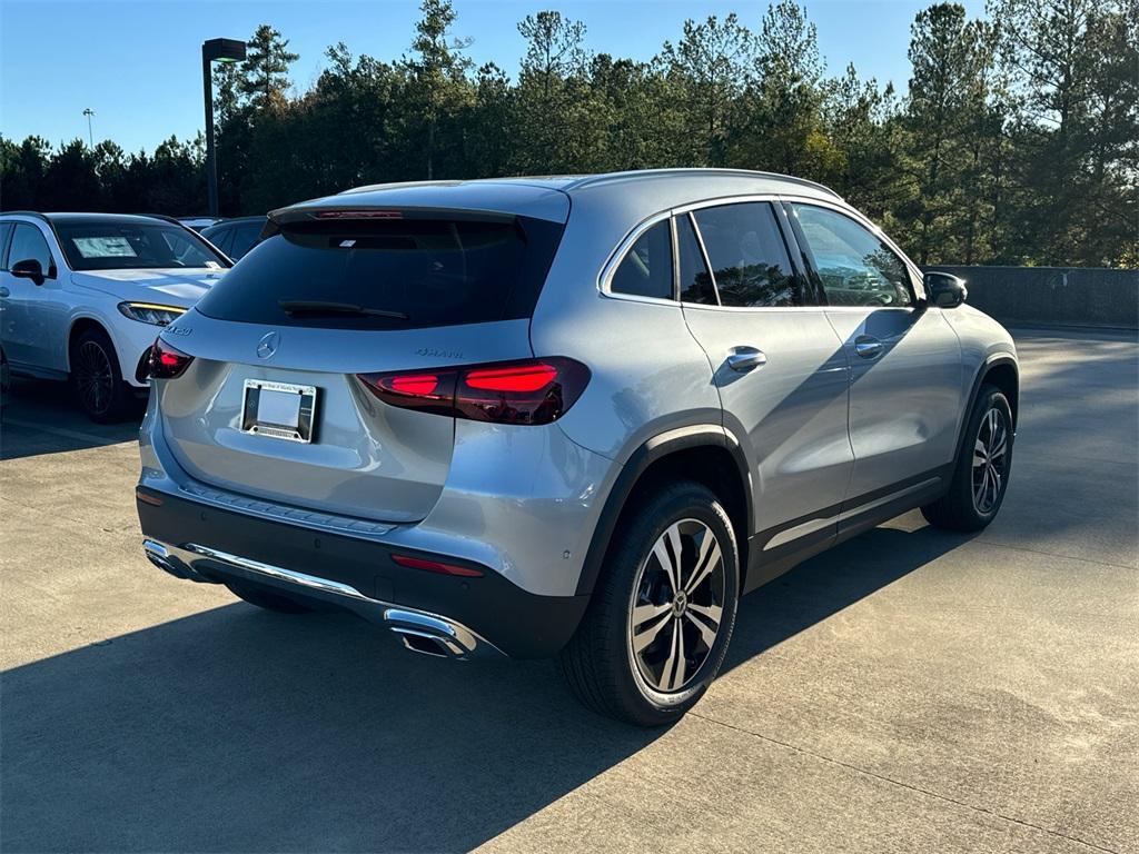 new 2025 Mercedes-Benz GLA 250 car, priced at $52,335