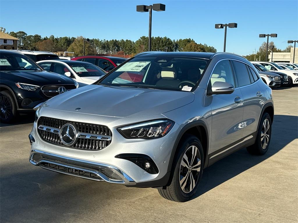 new 2025 Mercedes-Benz GLA 250 car, priced at $52,335