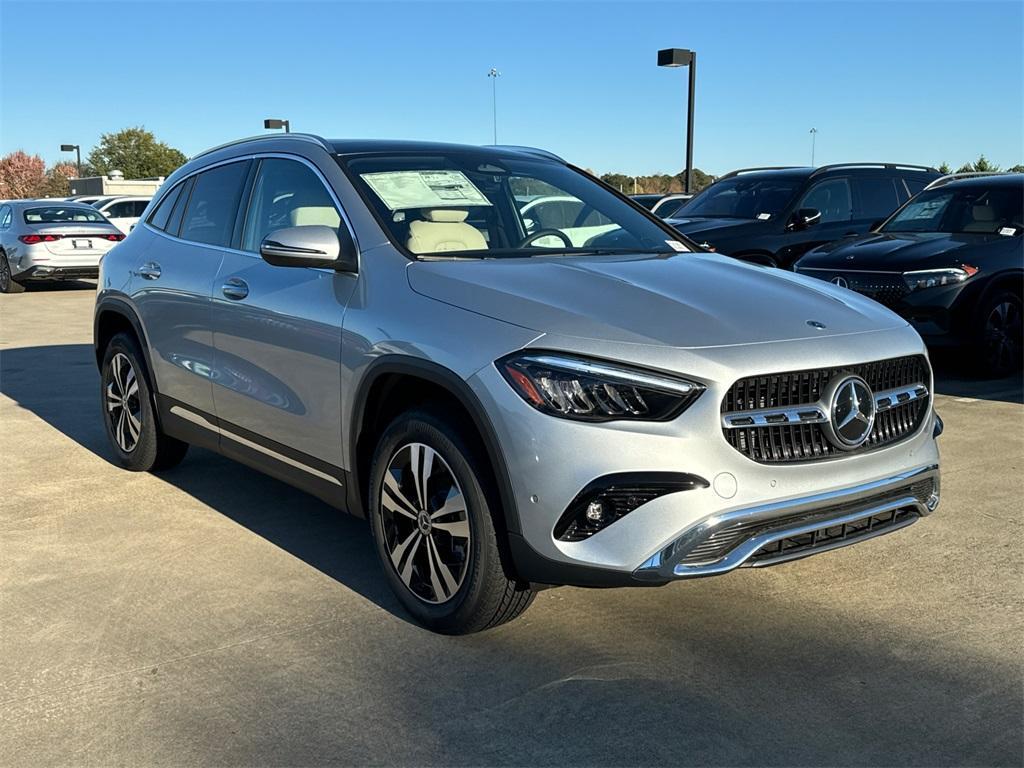 new 2025 Mercedes-Benz GLA 250 car, priced at $52,335