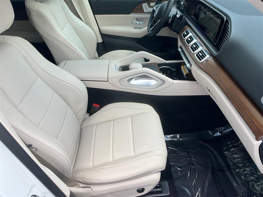 new 2026 Mercedes-Benz GLE 350 car, priced at $69,260