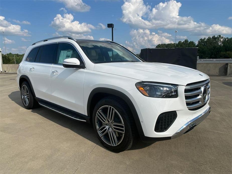 new 2025 Mercedes-Benz GLS 450 car, priced at $92,975