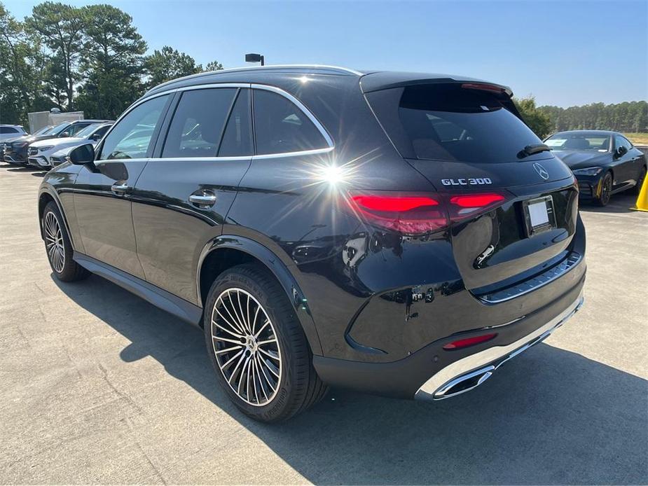 new 2024 Mercedes-Benz GLC 300 car, priced at $58,615