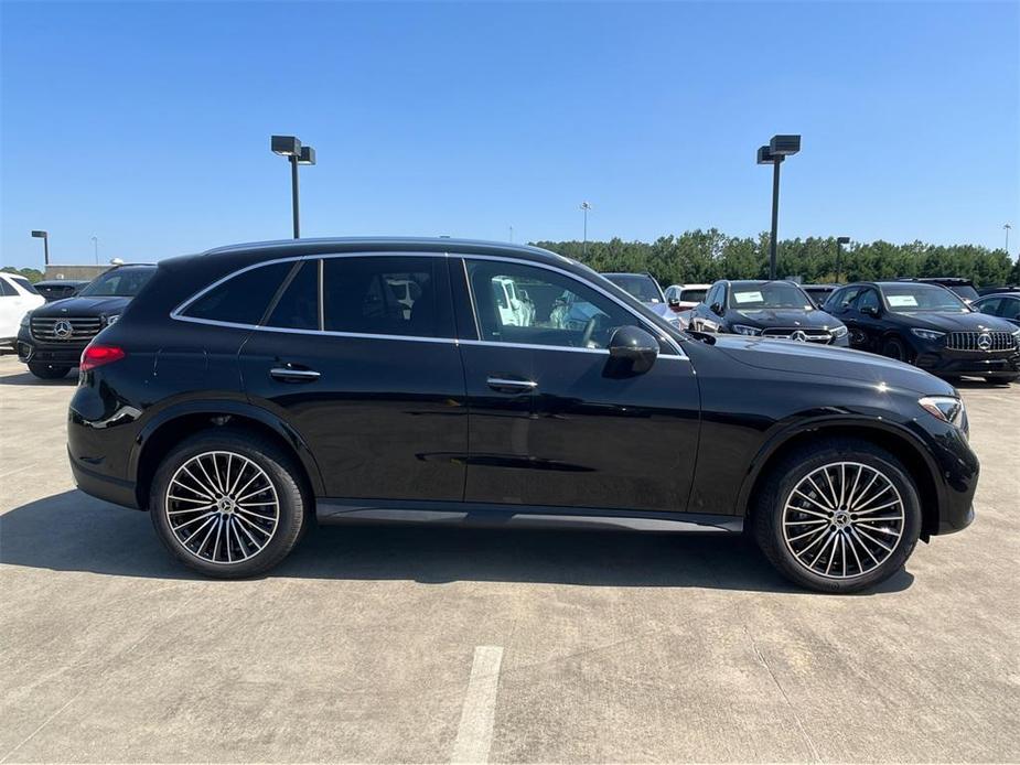 new 2024 Mercedes-Benz GLC 300 car, priced at $58,615