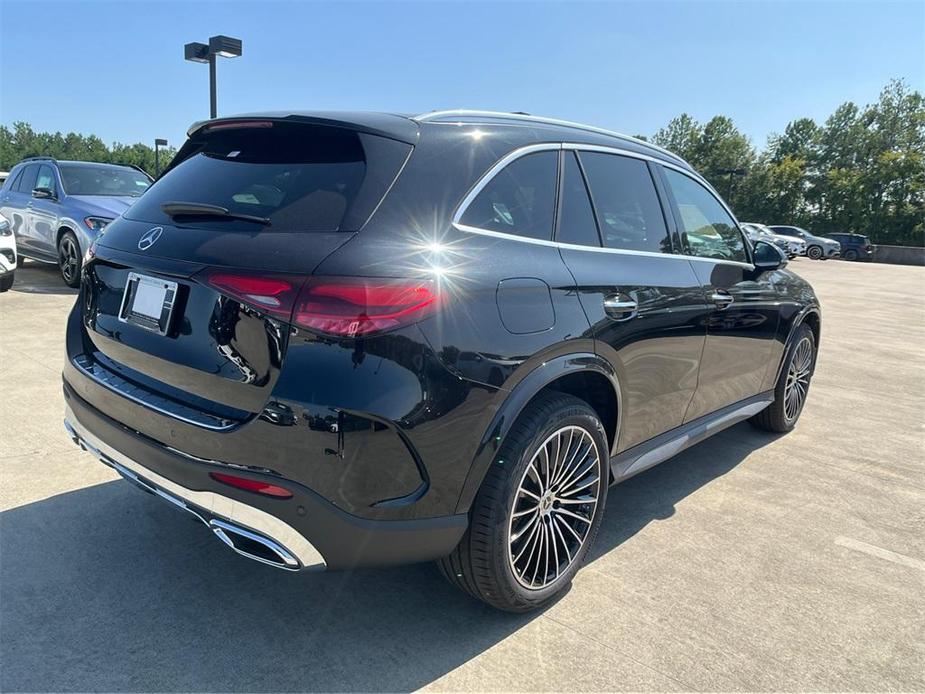 new 2024 Mercedes-Benz GLC 300 car, priced at $58,615