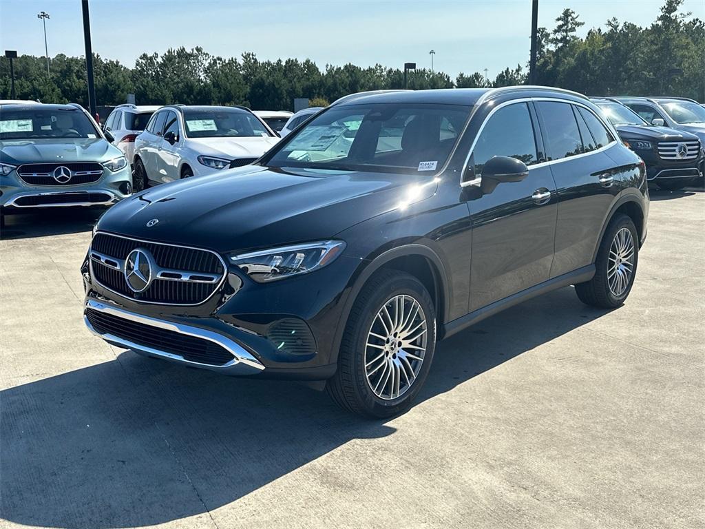 new 2025 Mercedes-Benz GLC 300 car, priced at $51,765